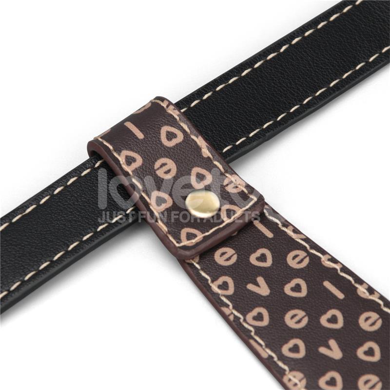 Rebellion Reign Collar con Corbata